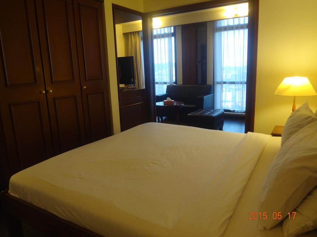 Best Service Suite At Times Square Kuala Lumpur Exterior photo