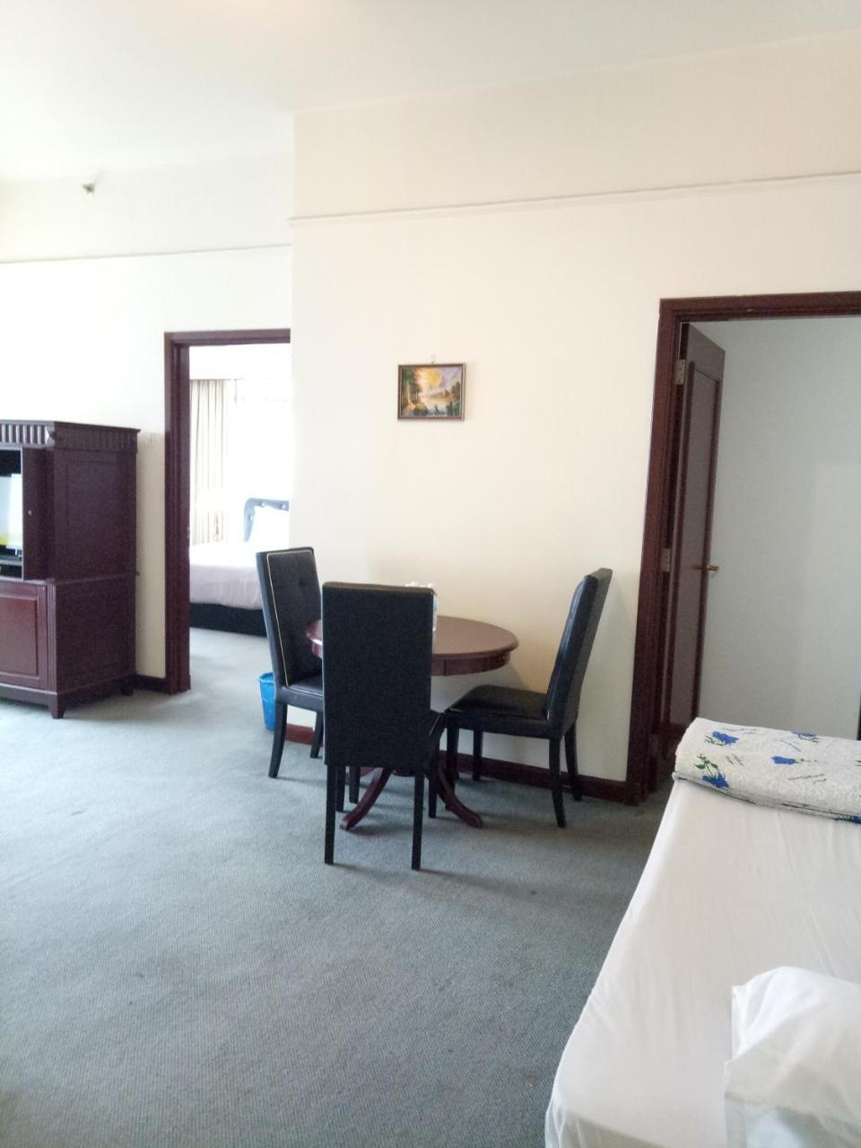 Best Service Suite At Times Square Kuala Lumpur Exterior photo