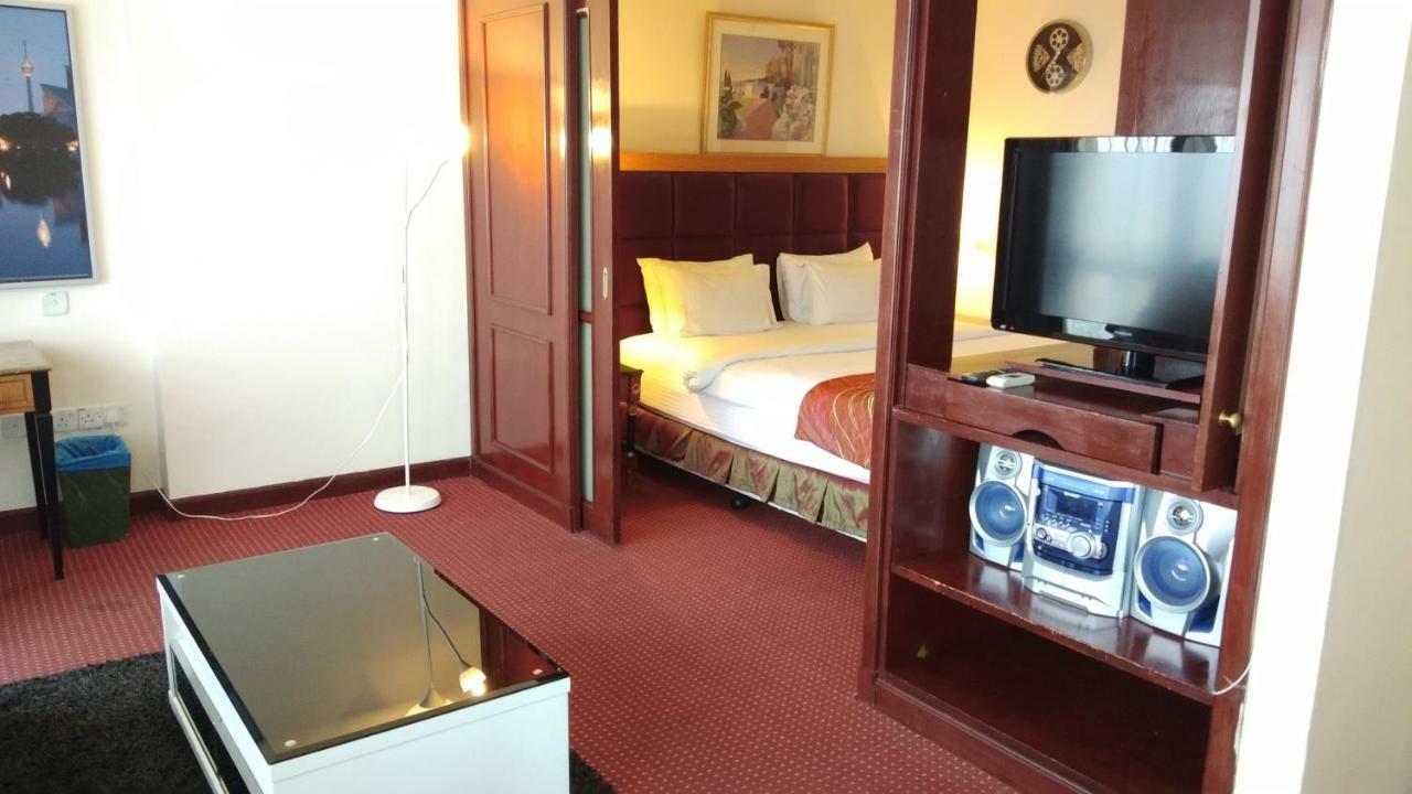 Best Service Suite At Times Square Kuala Lumpur Exterior photo